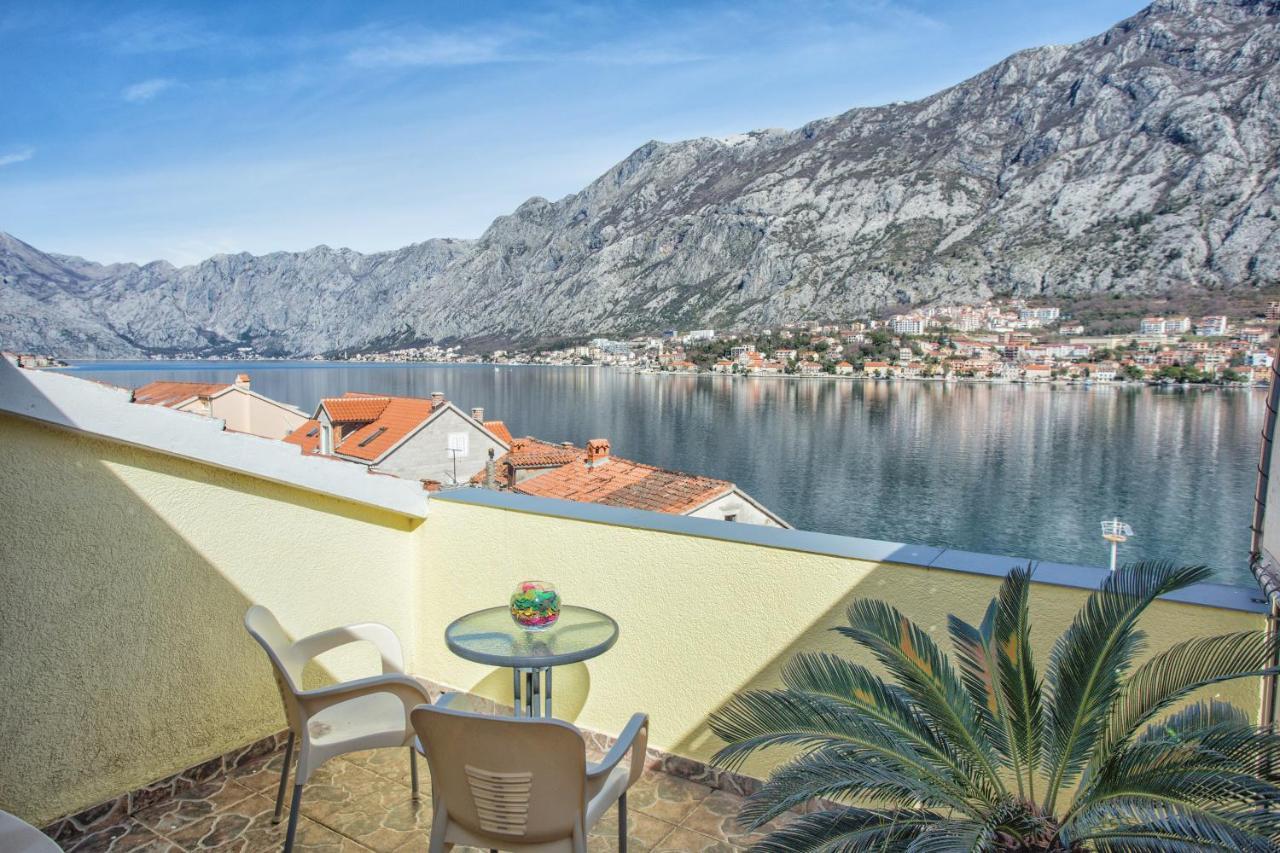 Apartments Bella Vista Kotor Exteriör bild